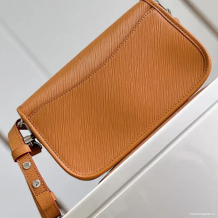 Fashionreps Bag 2209HT0010 LV 0821